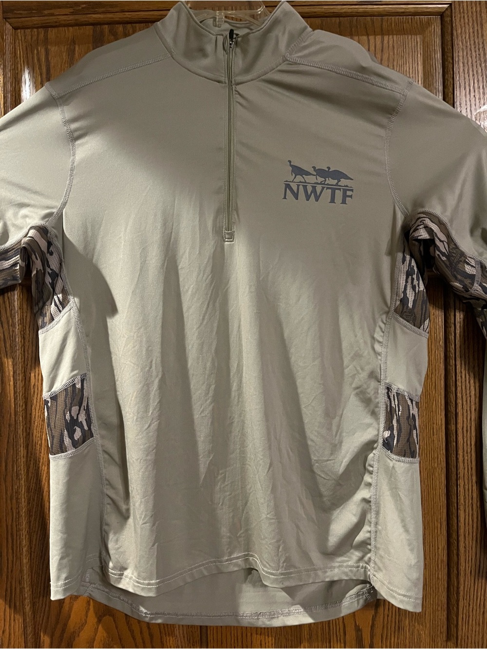 NWTF National Wild Turkey Federation Lightweight Hunting Quarter-Zip - size Larg